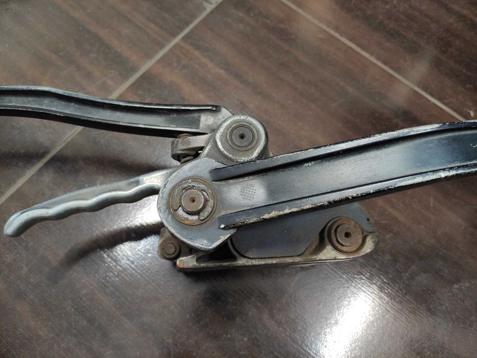 Bandownica bezzapinkowa Cyklop do taśm stalowych 13mm 16mm 19mm