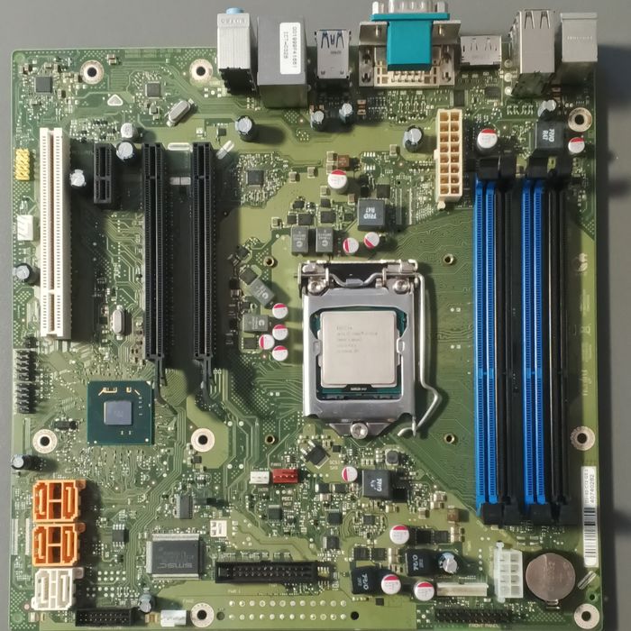 Комлект Материнська плата Fujitsu + Процесор і7 3770 + кулер
