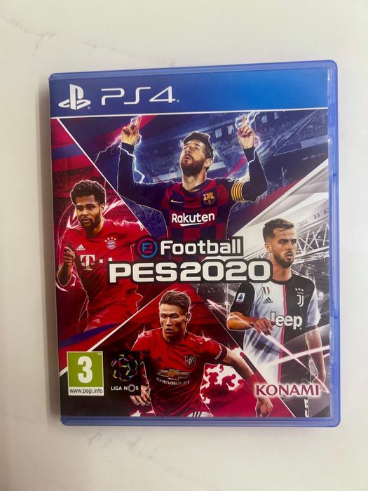 PS 4 Slim como nova com 2 comandos e 11 jogos