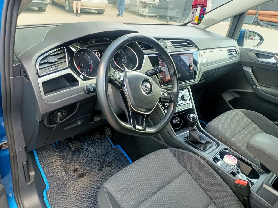 Volkswagen touran 2018 1.6tdi