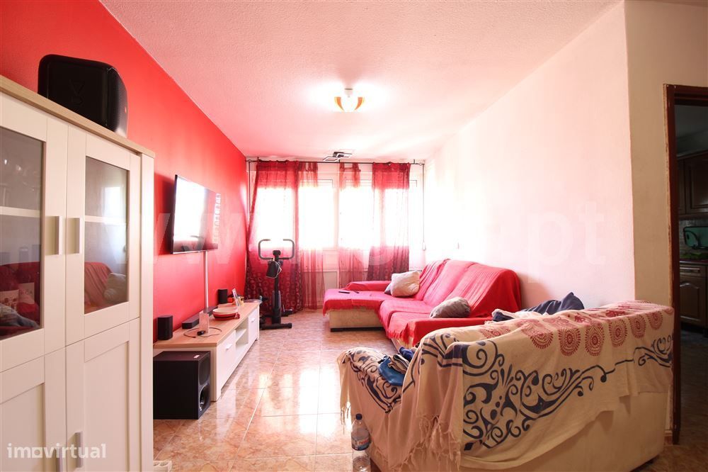 Apartamento 2 quartos, Venda — Santo António da Charneca, Setúbal