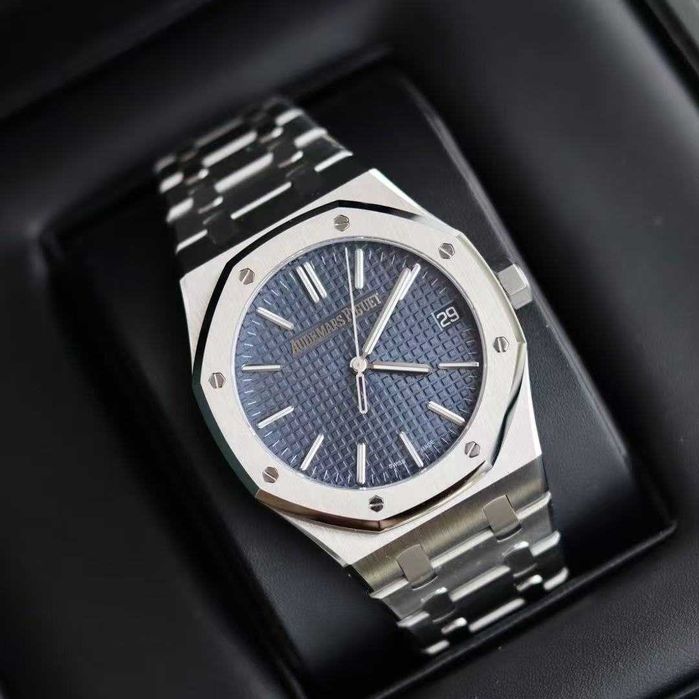 Nowy_Zegarek_Audemars Piguet_ /Mechanizm-błękit