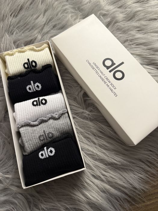 Alo Yoga – Zestaw 5 par skarpetek nowe komplet w pudelku
