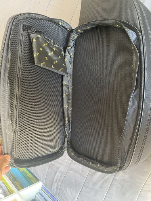 Estojo/mala de saxofone alto Bam Trekking