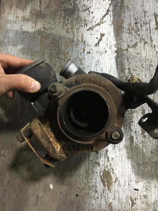 Турбина бмв е39 м47