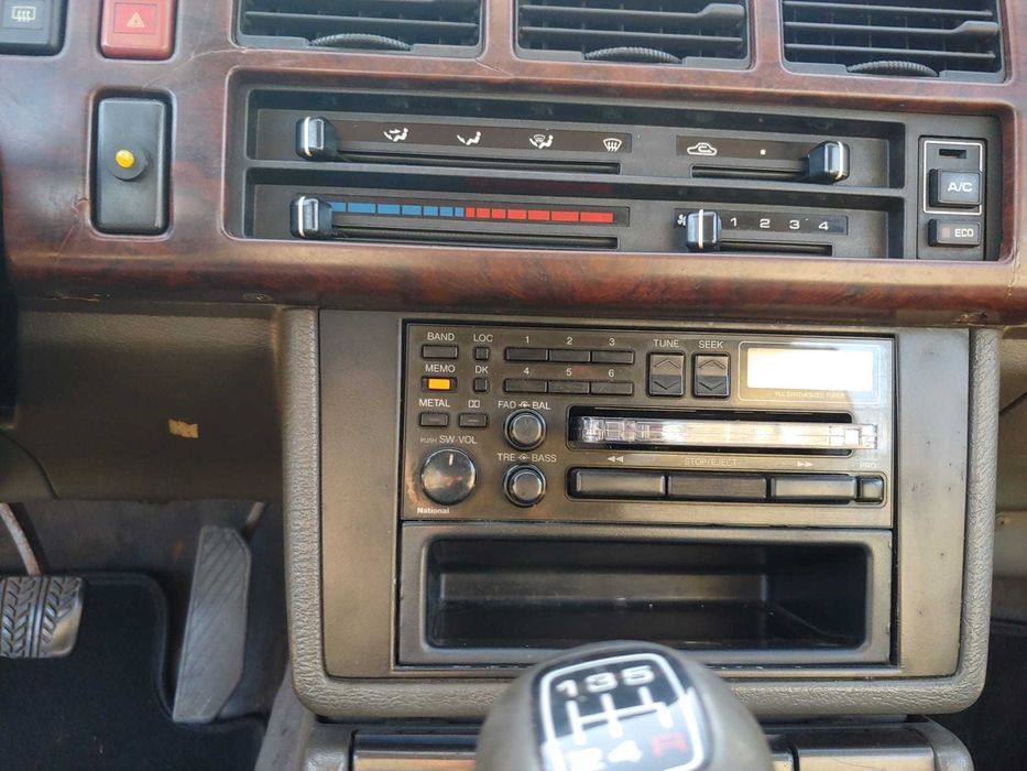 Mazda 929.2.2i.1988.