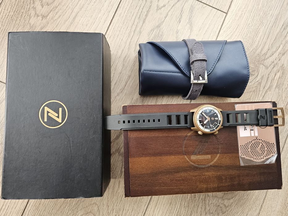 Zegarek automatyczny Zelos Helmsman 2 Diver 300m