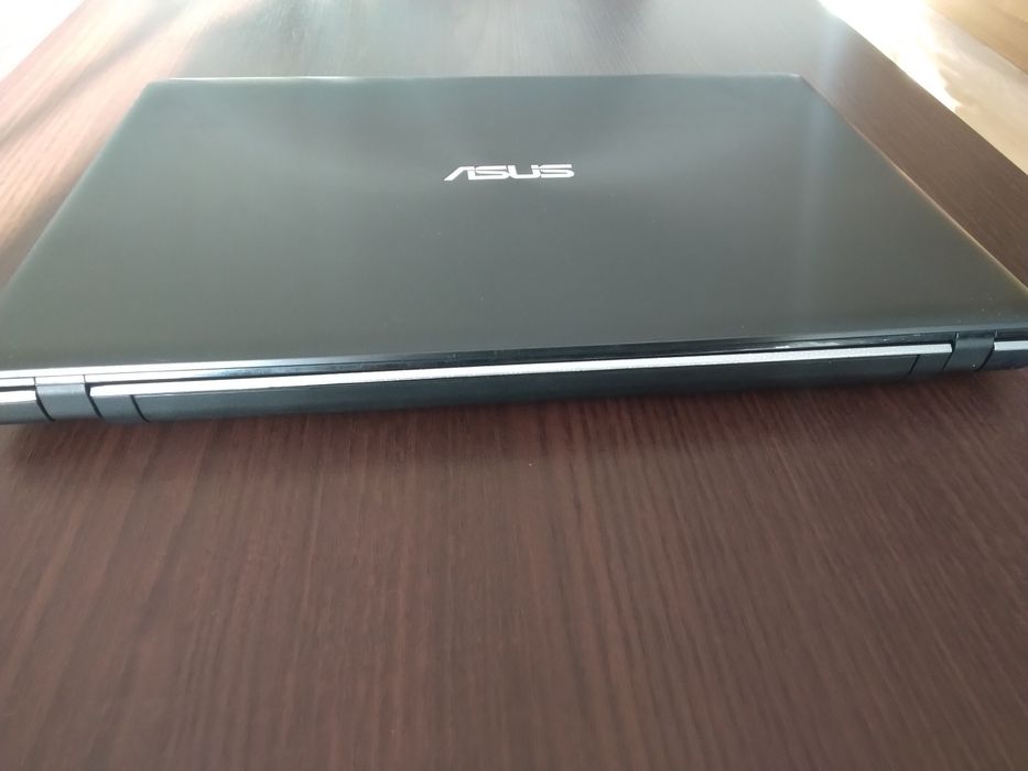 Asus x550c / lntel Pentium/ 8GB/ 2 dyski SSD 250GB+HDD 699 GB