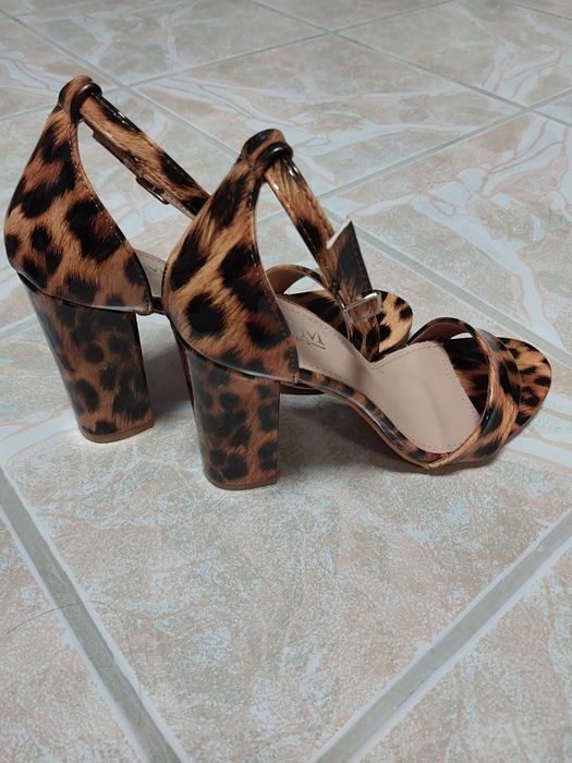 Buty panterka r 38 nowe