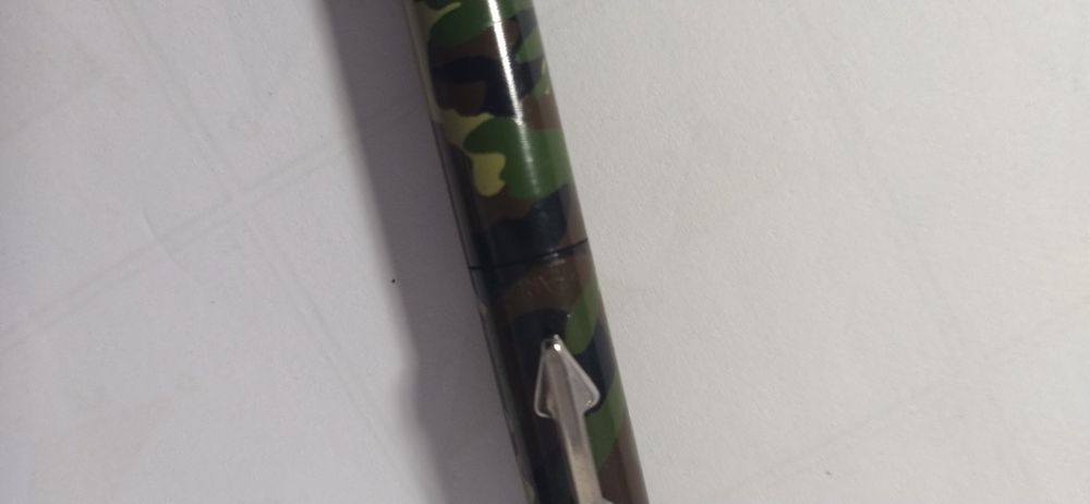 Caneta Parker vector