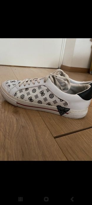 Trampki tenisówki Guess rozm. 42