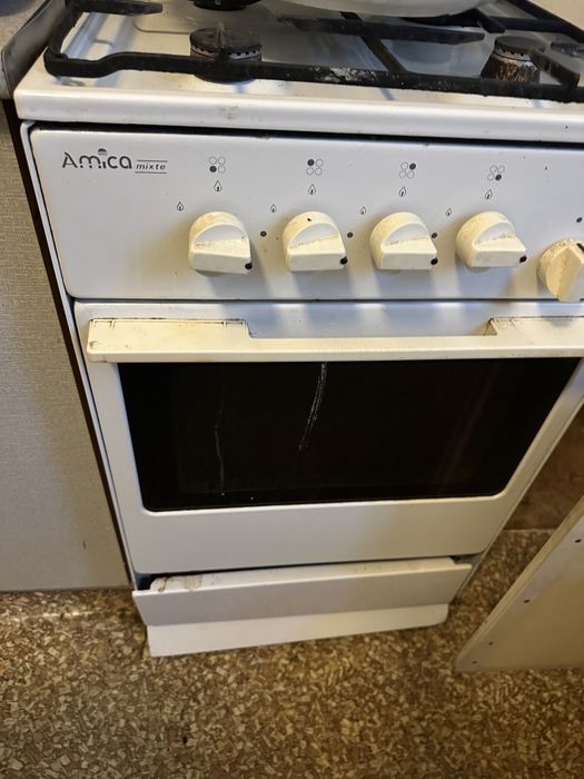 Oddam za darmo całe wyposażenie.