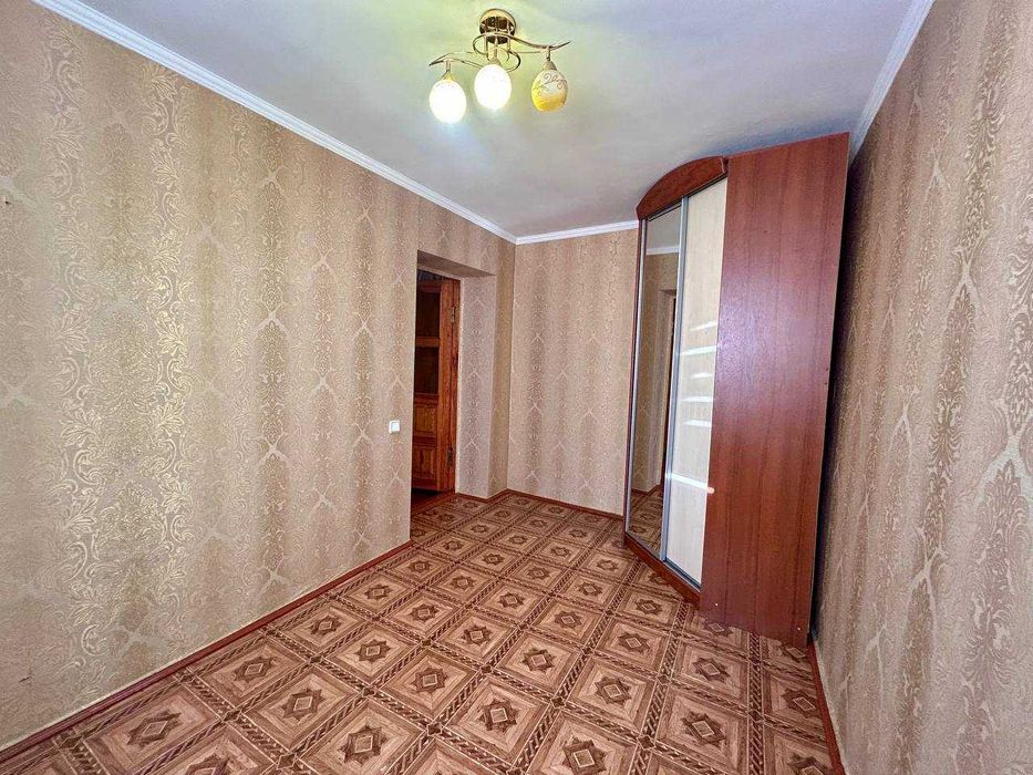 Дві кімнати в гуртожитку по вул. Князів Острозьких