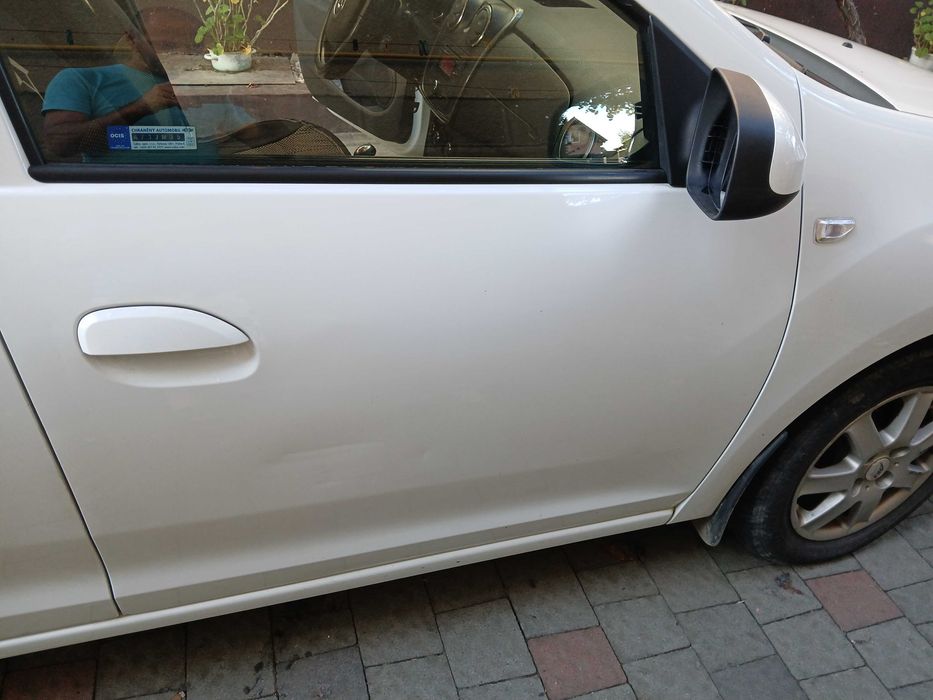 Автомобіль DACIA SANDERO 2013