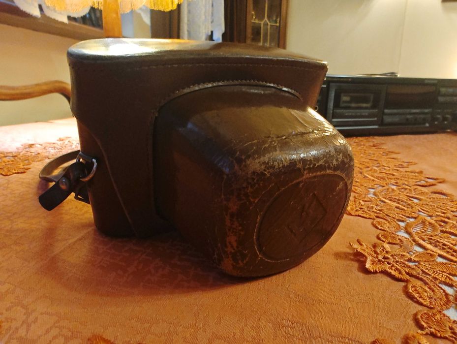 Praktina FX + Carl Zeiss Tessar 2.8/50 | Komplet z etui i instrukcją