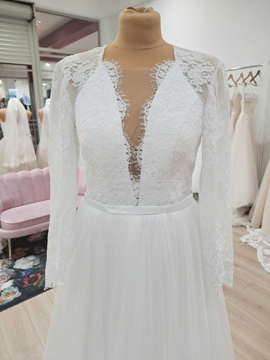 Nowa biała suknia ślubna rustykalna boho z rękawem i koronką 38
