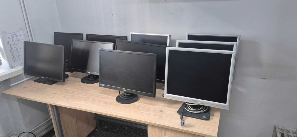 Monitory komputerowe