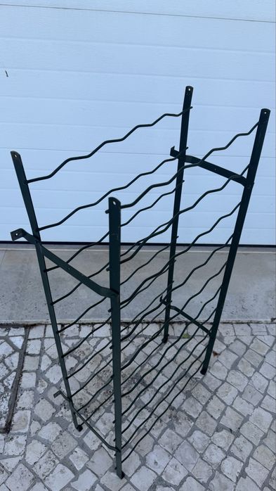 Garrafeira ferro diferentes tamanhos