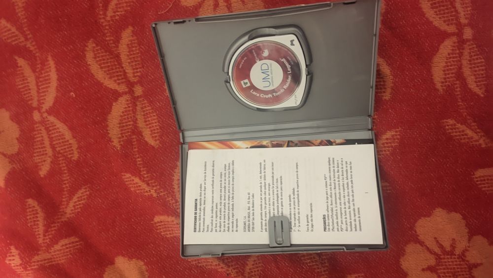 Tomb Raider legend psp como novo
