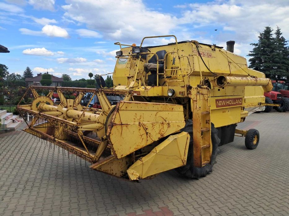 Kombajn zbożowy New Holland 8030 heder 3m transport 8040 ,1540 claas