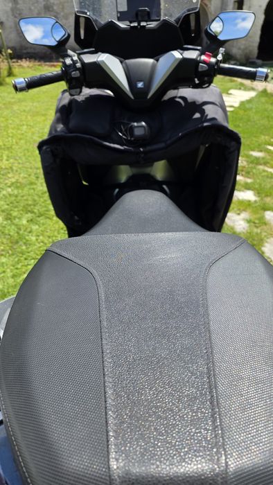 Honda Forza 300.