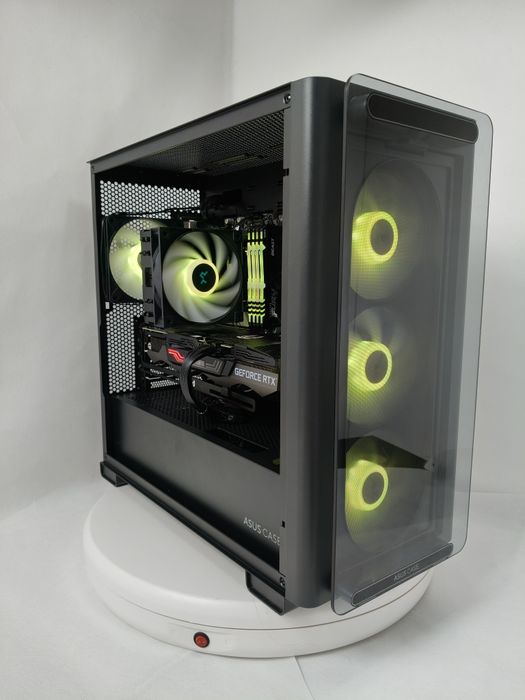 Komputer Gamingowy i7-14700, RTX 5070 Ti, 32 GB RAM,SSD,Win 11