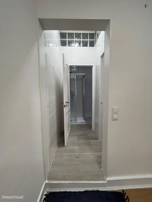 Quarto - localizado em Baixa Lisbon