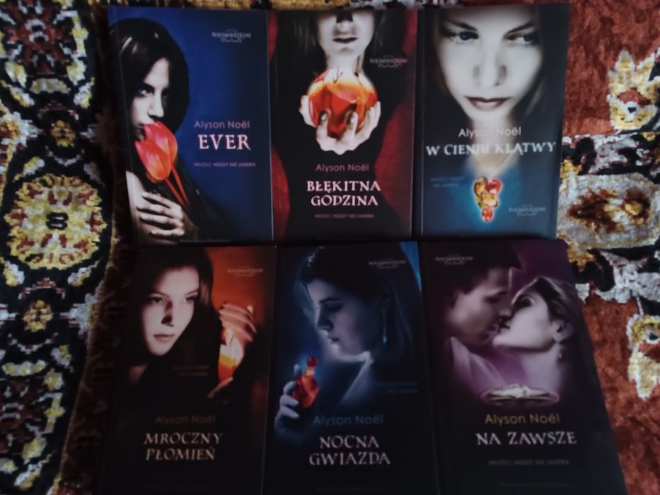 Alyson Noel seria Nieśmiertelni
