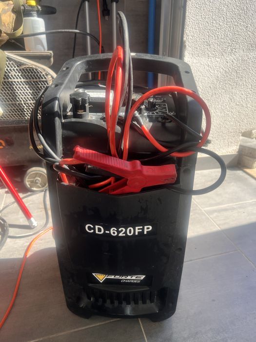 Зарядно пускове cd 620 fp