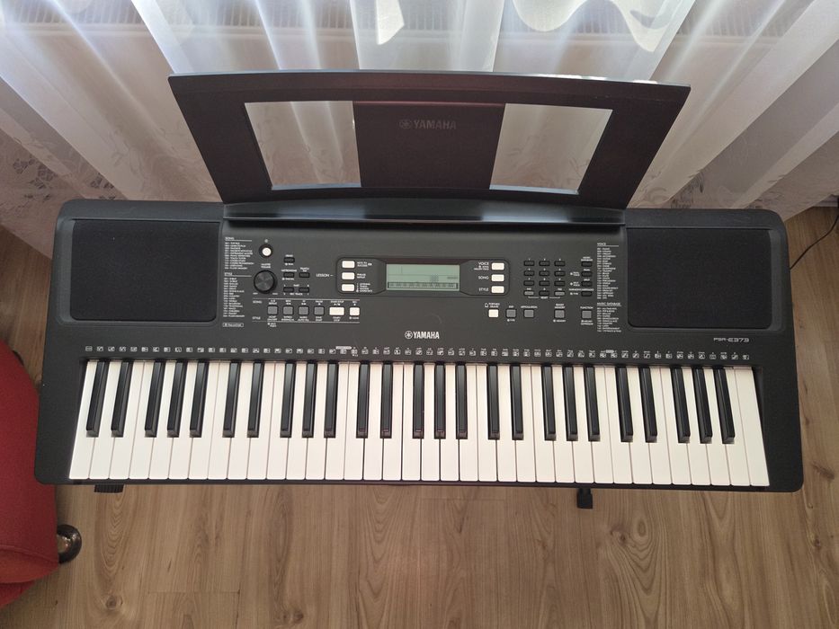 Keyboard Yamaha PSR-E373