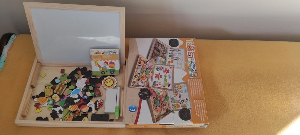 Tablica magnetyczna z magnesami 2 zestawy