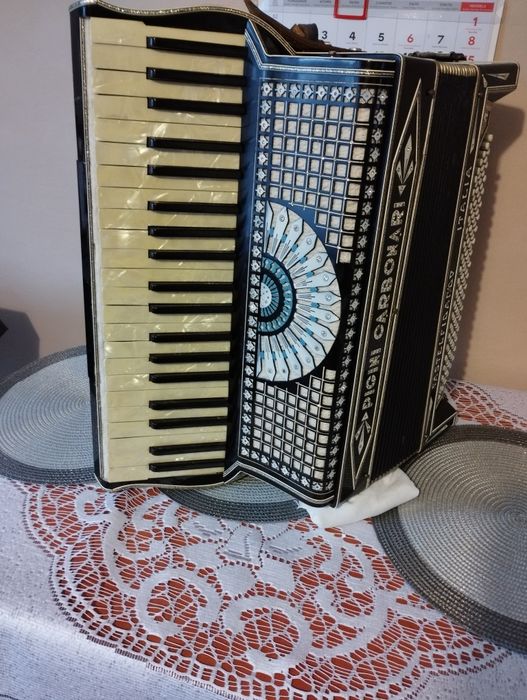 Akordeon Pigini Carbonari