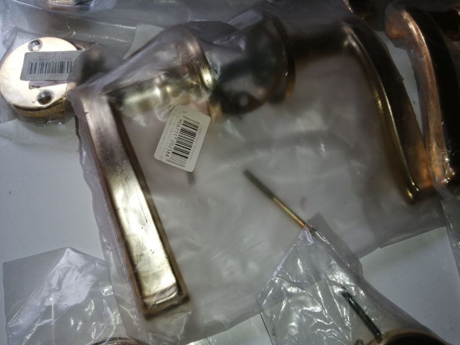 Klamka drzwiowa wewnętrzna złota