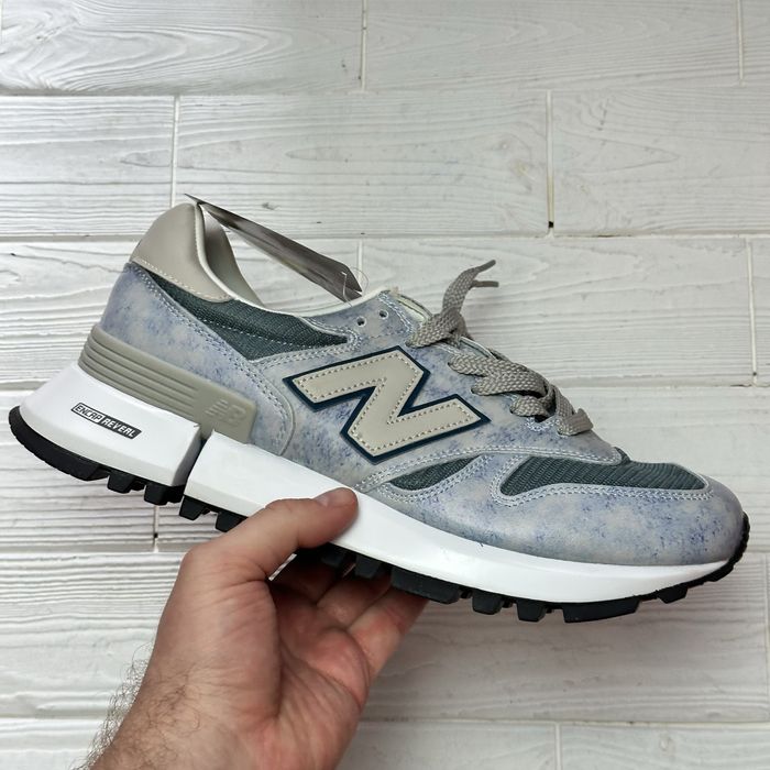 Чоловічі кросівки new balance 1300