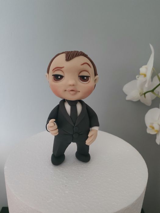 Dzieciak boss z masy cukrowej