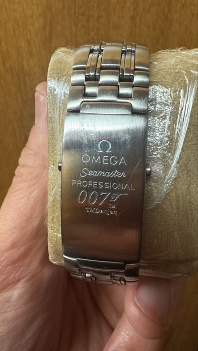Omega Seamaster 007