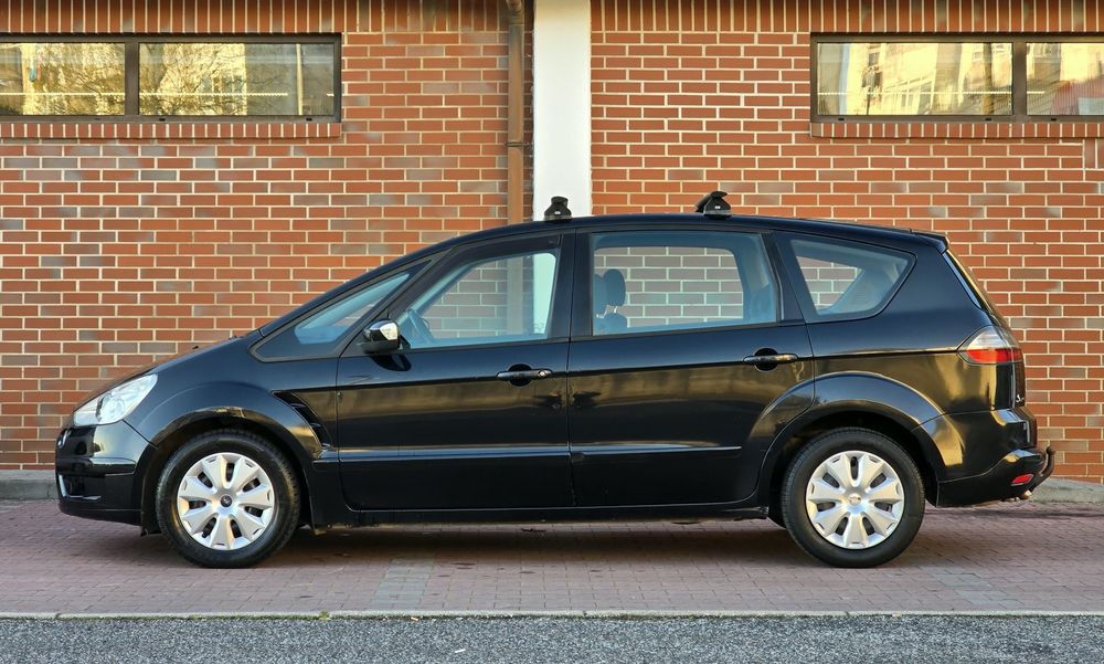 Ford S-MAX 1.8 TDCI 125cv   |  7 LUGARES