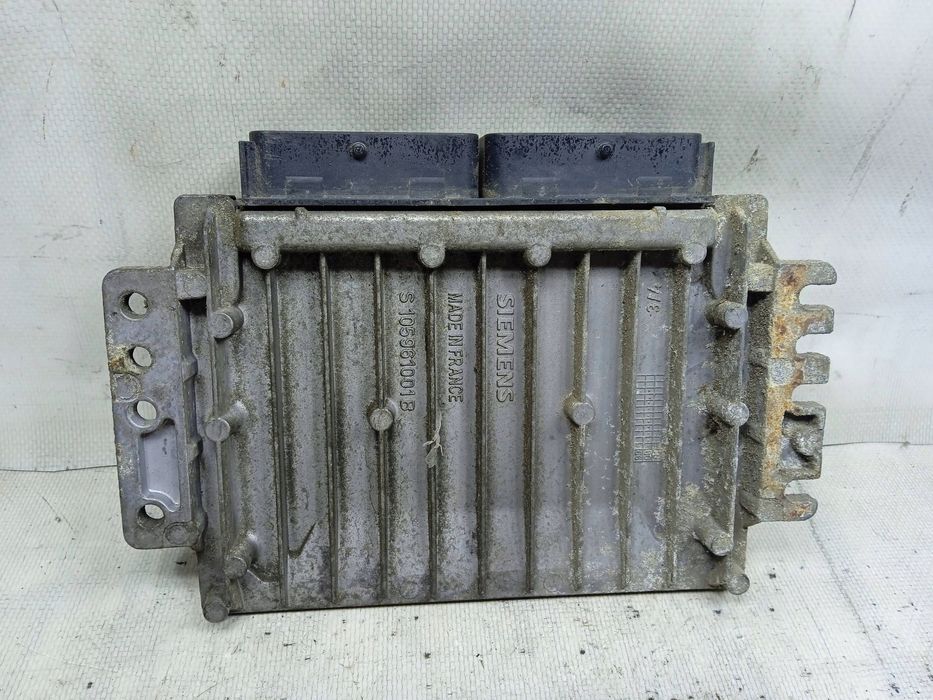 Komputer Sterownik Silnika 8200024667 Renault Scenic I 2.0 B