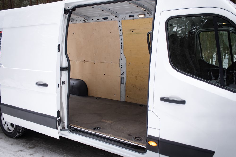Wynajem busa Dostawczaka renault master 4, l3h2,auto zastępcze,Stężyca