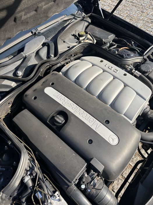 Mercedes-Benz Classe E 270 — fotografia 4