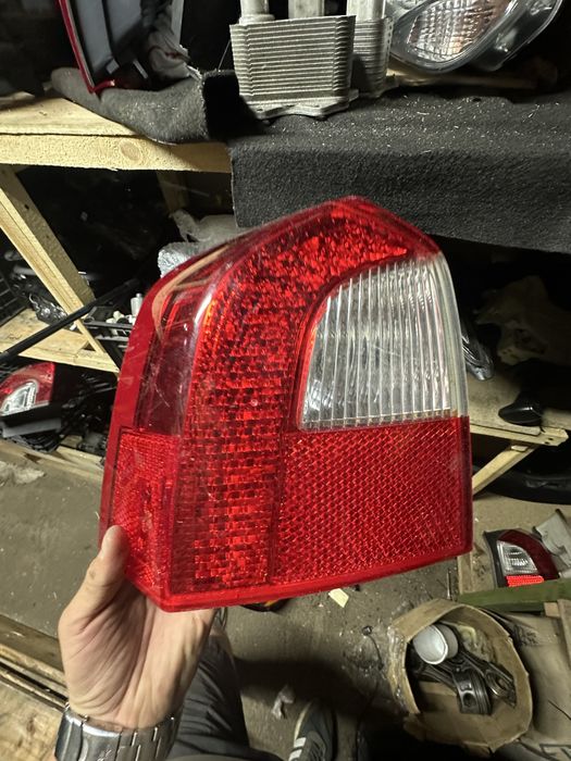 Фара volvo xc60 v60 v70 xc 70 ДЕФЕКТ  скол трещина