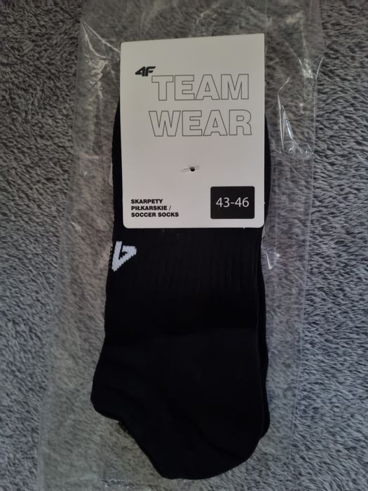 Skarpetki sportowe marka 4f