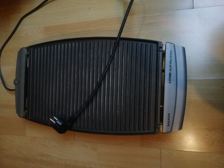 Grelhador Ufesa c/raquelet