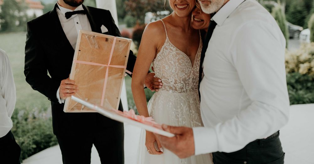 Suknia ślubna z gorsetem