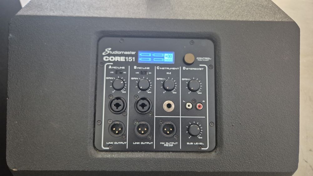 Sistema Ativo Line Array Studiomaster Core 151