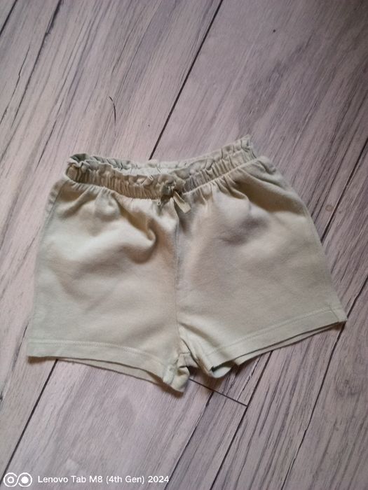 Spodenki dziewczęce H&M. r.86