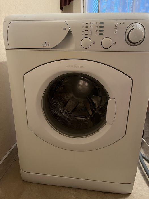 Продам пральну машину на запчастини