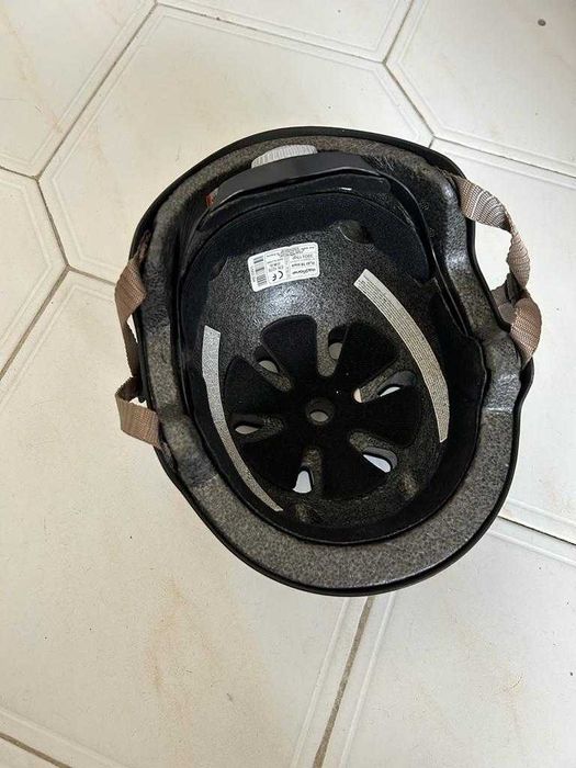 Capacete criança. Tamanho 55-58cm