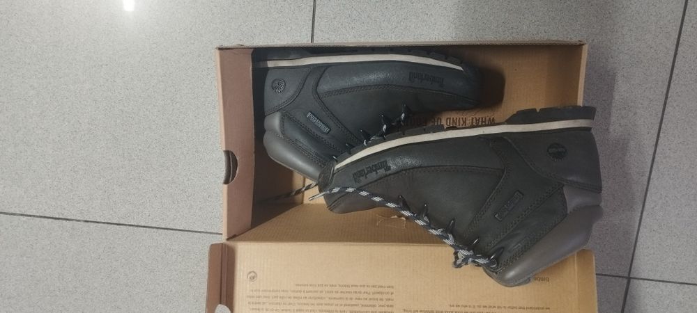 Sapatilhas/ bota azul