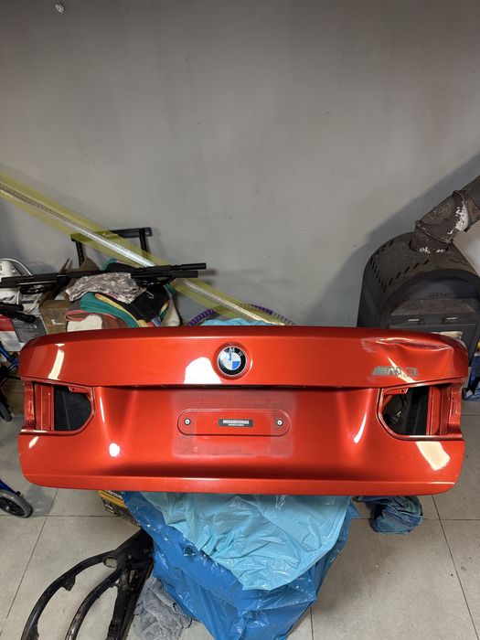 Klapa Bagażnika Tył BMW f30 f80.